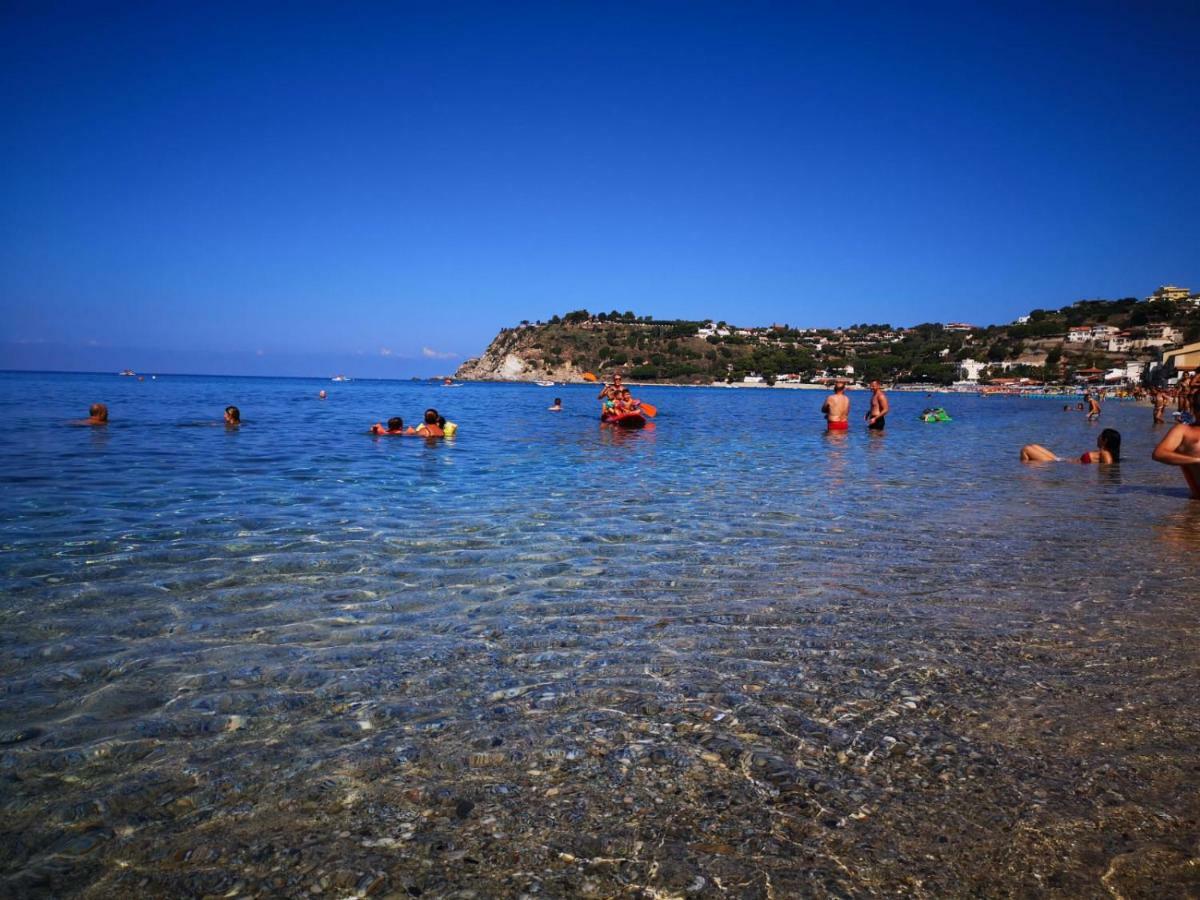 Le Casette Sul Mare Капо-Ватикано Екстер'єр фото